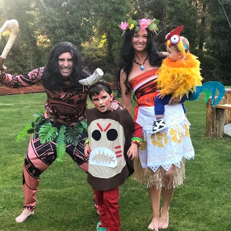 Maui, moana, hei hei & kukamora Family Costumes Moana, Moana Kakamora Costume Diy, Moana Pig Pua Costume Diy, Maui Halloween Costume Toddler, Moana Coconut Pirates Costume, Family Moana Halloween Costumes, Moana And Maui Halloween Costumes, Kakamora Costume, Halloween Costume Ideas For 4