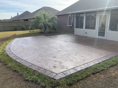 Granite Slate - Gulf Shores, Alabama Transparent Concrete, Stamped Concrete Patterns, Stamped Concrete Driveway, Concrete Patio Makeover, Patio Pictures, Concrete Stain, Cement Patio, Concrete Contractor, Stamped Concrete Patio