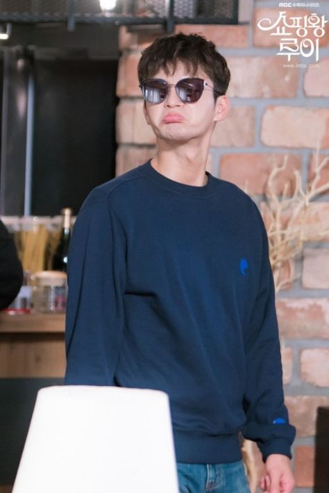 Seo In-guk Expresses his Gratitude for 2 Consecutive Successful Dramas @ HanCinema :: The Korean Movie and Drama Database Seo In Guk Cute, Shopping King Louie, Shopping King Louis, Joon Park, Seo Inguk, Asian Male Model, Park Seo Jun, Park Bo Young, Seo In Guk