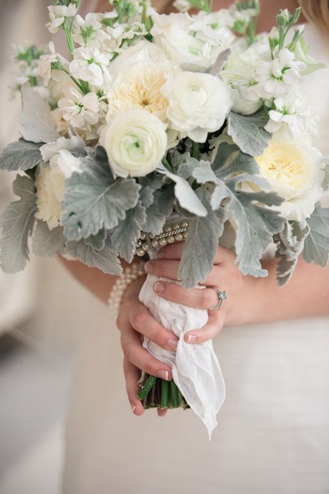 Lambs Ear Wedding, Lambs Ear Bouquet, White Flower Arrangements, Lamb's Ear, Winter Wedding Bouquet, Low Centerpieces, Flower Arrangements Simple, Lambs Ear, Random Image