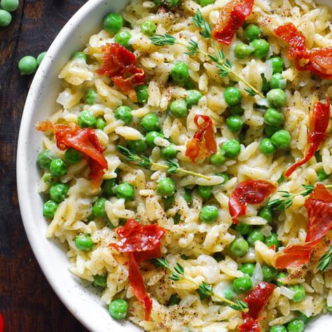 Orzo With Peas, Creamy Orzo Pasta, Orzo Rice, Pasta Orzo, Creamy Orzo, Creamy Peas, Smart Eating, Crispy Prosciutto, Family Dinner Night