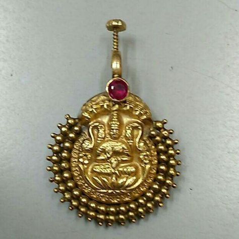 Indian Gold Necklace Designs, Antique Necklace Gold, Vintage Indian Jewelry, Traditional Wedding Jewellery, Baby Jewellery, Mangal Sutra, Diamond Pendant Jewelry, Gold Temple Jewellery, Neck Pieces Jewelry