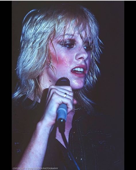 Marie Currie, Cherrie Currie, Hollywood Images, Cherie Currie, Unseen Images, The Runaways, Dead End, Female Musicians, Joan Jett