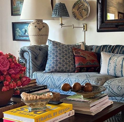 Meredith Ellis, Peter Dunham, Fabric Pillows, Coffee Style, Living Room Redo, Inspiring Interiors, Red Rooms, Blue Living Room, Elegant Living Room