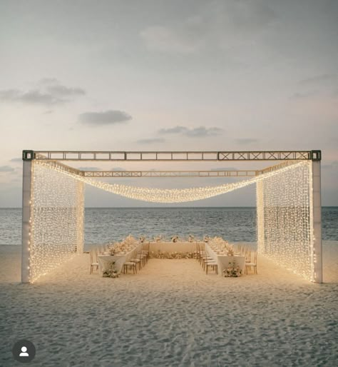 Dreamy Beach Wedding, Maldives Wedding, Beach House Wedding, Small Beach Weddings, White Sand Beaches, Dream Beach Wedding, Wedding Aesthetics, Beachy Room, Dream Wedding Decorations