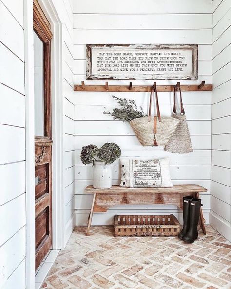 Farmhouse Mudroom, Casa Country, Brick Flooring, Farmhouse Design, Hanging Baskets, Kitchen Room, White Walls, Design Interior, Home Renovation