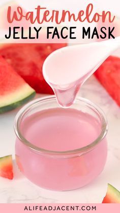 Jelly Face Mask, Watermelon Face Mask, Watermelon Face, Watermelon Jelly, Glowing Skin Mask, Diy Skin Care Recipes, Face Mask Recipe, Baking Soda Shampoo, Diy Skincare