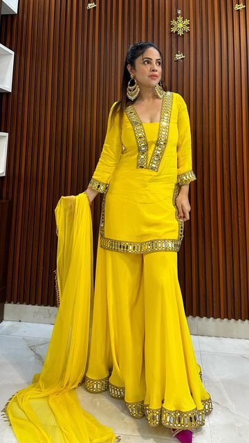 Lace Designs On Suits, Yellow Sharara, Gharara Designs, Haldi Dress, Haldi Outfits, Haldi Outfit, Lace Suit, Fancy Dresses Long, Haldi Ceremony