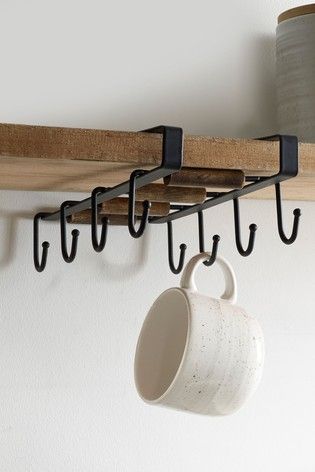 Kitchen Extras, Mug Hooks, Small Cottage Kitchen, Kitchen Organisation, Kitchen Counter Decor, Shop Kitchen, Kitchen Range, Design Cool, Minimalism Interior