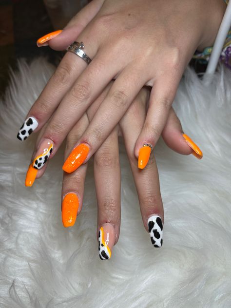 Orange Cow Print Nails, Western Fall Nails, Fall Western Nails, Cow Print Nails, Cowboy Nails, Western Nails, London Nails, Summery Nails, Print Nails