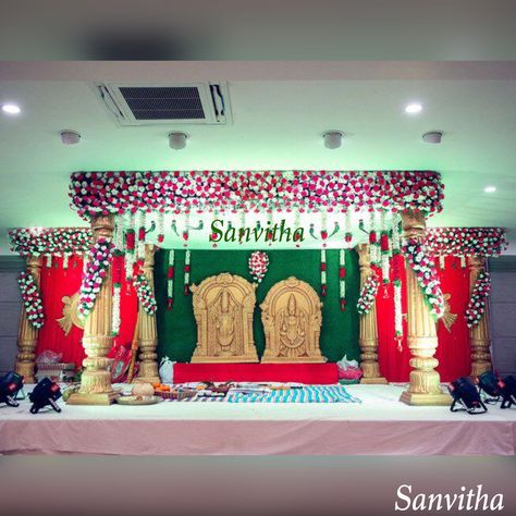 Traditional Mandap Decor, Pelli Mandapam Decoration, Traditional Mandap, Renuka Devi, Mandapam Decoration, Vidhi Mandap, Stage Decoration Photos, Hindu Wedding Decorations, Indian Wedding Stage