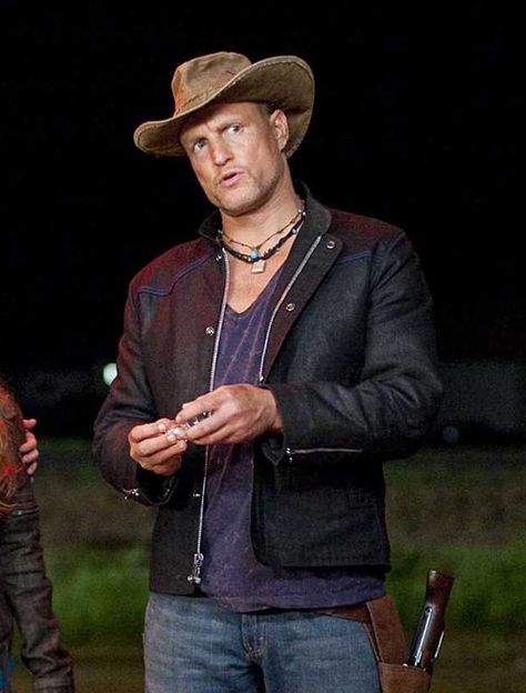 Woody Harrelson Tallahassee Zombieland, Woody Harrelson, Zombie Apocalypse, Gi Joe, I Laughed, Zombie, A Man, Movie Tv, Fun Facts