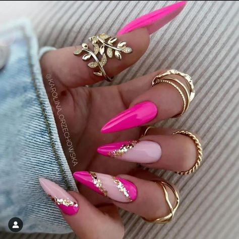 Pink Gold Nails, Pink Stiletto Nails, Neon Pink Nails, Pink Summer Nails, Unghie Sfumate, Hot Pink Nails, Fancy Nails Designs, Ombre Acrylic Nails, Glamour Nails