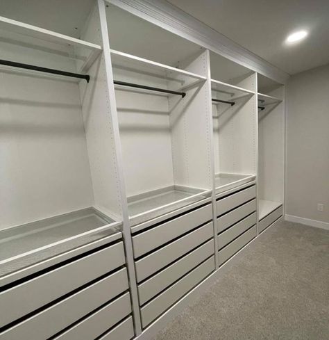 Diy Master Closet Remodel, Walk In Closet Ikea, Master Closet Design, House Closet, Dress Room, Dream Closet Design, Closet Design Layout, Luxury Closets Design, Closet Renovation