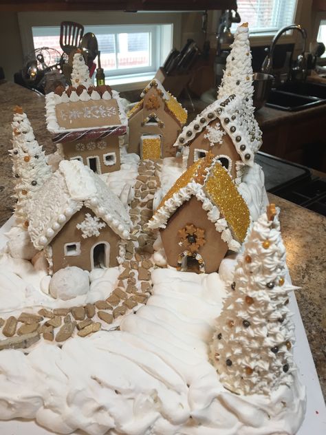 Ginger Bread Village, White Gingerbread, Homemade Gingerbread House, Cookies Art, House Cookies, Homemade Gingerbread, Vintage Birthday Cakes, Gingerbread House Cookies, Valerie Parr Hill