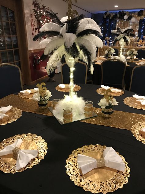 Great Gatsby Sweet 16, Black And Gold Sweet 16, 16 Birthday Party Decorations, Gatsby Sweet 16, Roaring 20s Party Decorations, 16 Party Ideas, Sweet 16 Party Ideas, 20s Party Decorations, Mafia Party