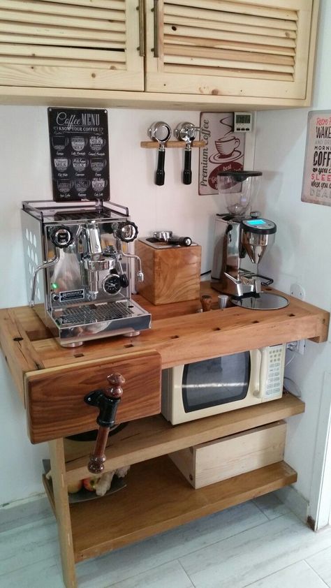 Home Coffee Bar Ideas, Home Barista, Diy Coffee Station, Coffee Trailer, Coffee Bar Ideas, Diy Coffee Bar, Farmhouse Coffee Bar, Coffee Bar Design, Home Coffee Stations