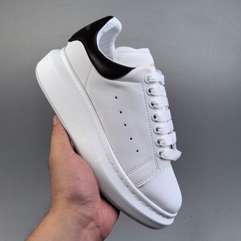 Alexander McQueen white Casual sneakers EU 38 / US 7 for women Shoes Alexander Mcqueen, White Casual Sneakers, Alexander Mcqueen White, Alexander Mcqueen Sneakers, Mcqueen Shoes, Alexander Mcqueen Shoes, White Casual, Woman Colour, Casual Sneakers