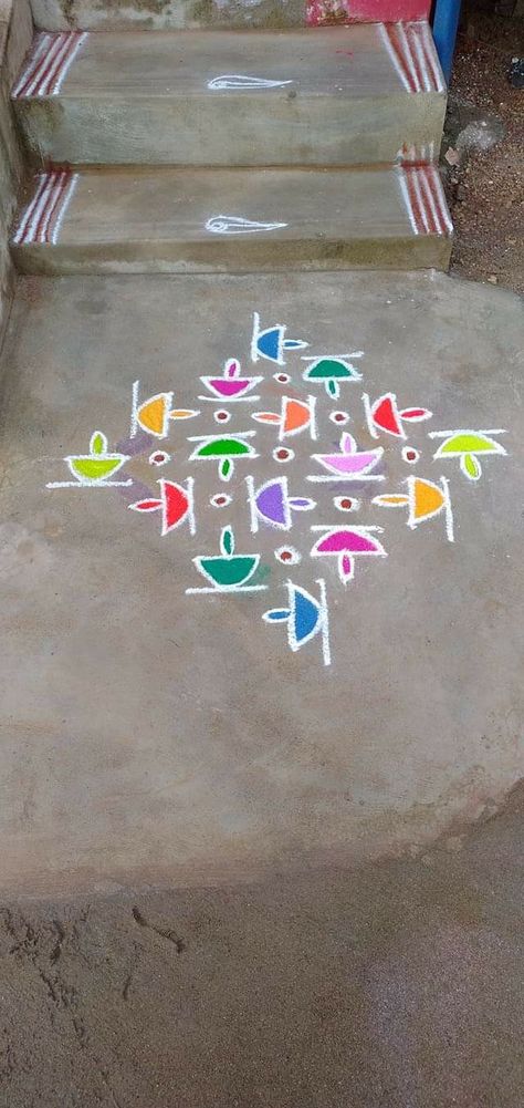 Lakshmi Poojan Rangoli, Diwali Ragoli, Easy Dot Rangoli, Lakshmi Rangoli, Deepavali Rangoli, Diwali Illustration, Diwali Kolam, Dotted Rangoli, Easy Rangoli Designs Videos