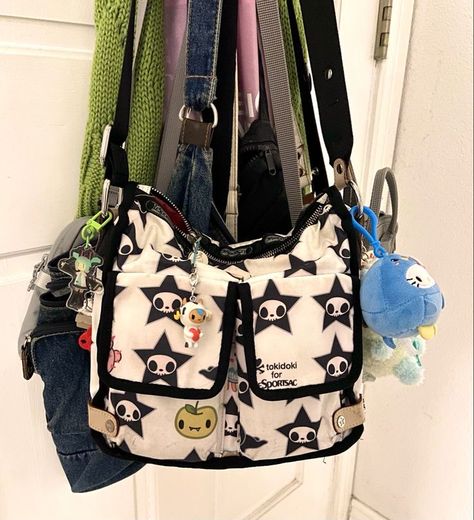 Messenger Bag Accessories, Anime Messenger Bag, Tokidoki Outfits, 2000s Messenger Bag, Decorated Messenger Bag, Messenger Bag Decoration, Messager Bags Aesthetic, Tokidoki Clothes, Grunge School Bag