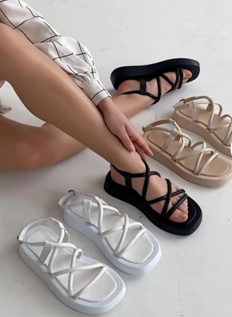 Trendy Slippers, Fancy Sandals, Crocs Fashion, Pretty Sandals, Fashion Shoes Heels, Cute Shoes Heels, Shoes Heels Classy, Shoes Outfit Fashion, Heels Classy