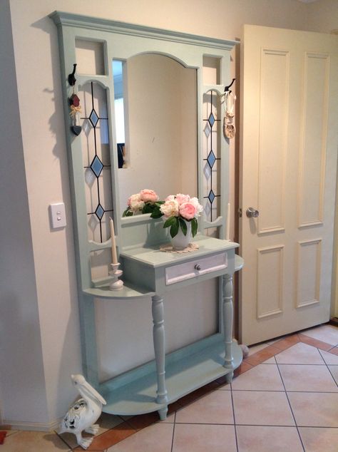 Hall stand painted in Annie Sloan Chalk Paint Duck Egg. Upcycled Hall Stand, Hall Stands Entryway, Hallstands Ideas, Entry Hall Furniture, Hallway Stand, Recycled Door, Armoire Makeover, Hall Furniture, Hall Stand