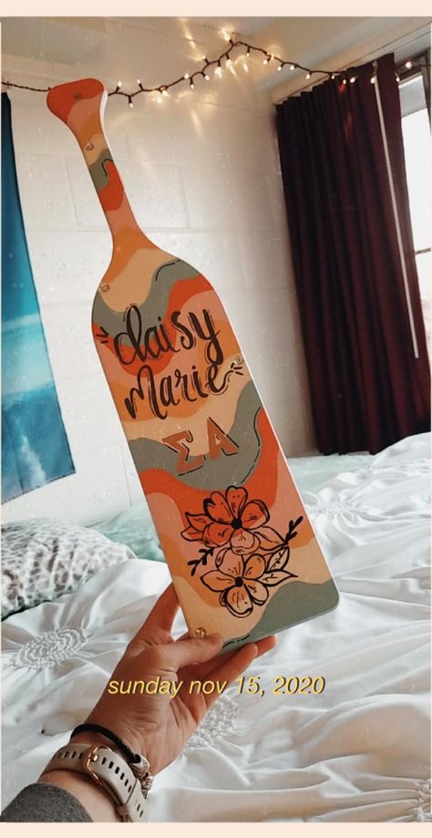 this with purple, pink, blue, and yellow pastels ... also I am Haley Daisy *shy fingers* Pastel Paddles Sorority, Pastel Sorority Paddle, Big Lil Paddles Ideas, Purple Sorority Paddles, Blue Paddle Sorority, Big Sorority Paddles, Cute Paddles Sorority, Big Paddles Sorority Ideas, Sorority Paddles Ideas Unique