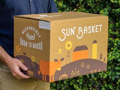 Delivery Box Packaging. Food Delivery Packaging, Carton Design, Fruit Packaging, Dinosaur Costume, Fruit Box, 3d Studio, Box Packaging Design, Packing Design, Food Packaging Design