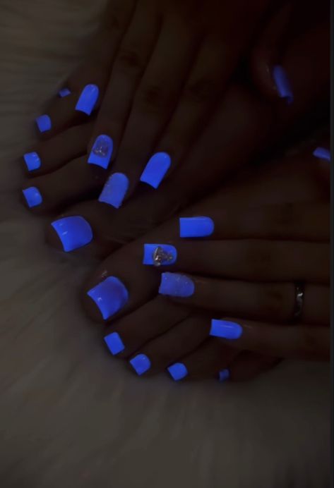 Dark Acrylic Nails, Nails And Toes, Gang Aesthetic, Overlay Nails, Set Nails, Blue Gel Nails, Nail Board, Tapered Square Nails, Acrylic Toe Nails