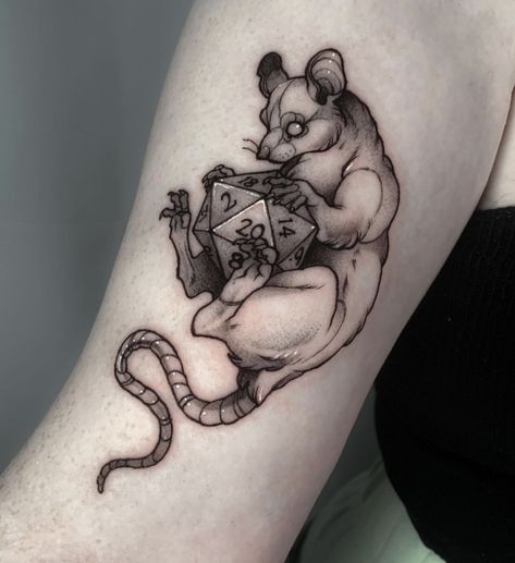 Rat Tattoo Blackwork, Badger Tattoo, Trippy Tattoo Ideas, Trippy Tattoo, Rat Tattoo, Chest Tattoo Ideas, American Traditional Tattoo Ideas, Becoming A Tattoo Artist, Tattoo Apprenticeship