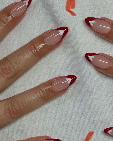 Oval Nail Inspo Acrylic, Cute Oval Nails Design, Unghie Nail Art, Graduation Nails, Red Acrylic Nails, French Acrylic Nails, Oval Nails, Minimalist Nails, Heart Nails