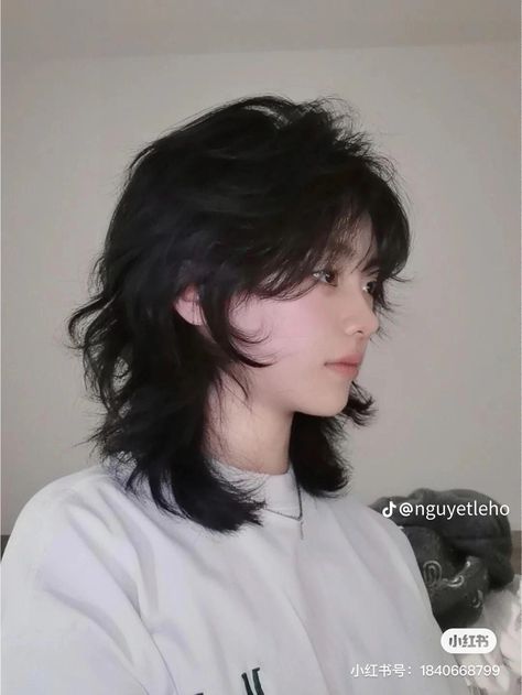 Hangodango on tiktok Haircut Ideas Trendy, Wolf Haircut, Short Grunge Hair, Hair Inspiration Short, Trendy Hairstyle, Shot Hair Styles, Hair Stylies, Hair Reference, Short Hair Haircuts