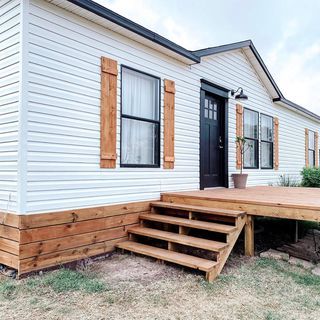 Ashley | DIY & Decor (@ashleybeseda_) • Instagram photos and videos Double Wide Remodel, Mobile Home Redo, Mobile Home Skirting, Mobile Home Exteriors, Mobile Home Makeovers, Mobile Home Makeover, Mobile Home Renovations, Mobile Home Ideas, Manufactured Home Remodel