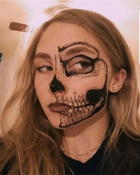 Colourful Skeleton Makeup, Female Skeleton Makeup, Rhinestone Skeleton Makeup, Skeleton Half Face Makeup, Halloween Half Face Makeup, Half Face Skeleton Makeup, Makeup Halloween Hombre, Skeleton Makeup Half Face, Half Skeleton Face