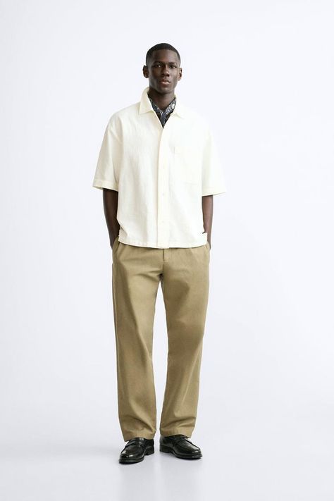 White Shirt Beige Pants Men, Linen Trousers For Men Outfit, Linen Pants Men Aesthetic, White T Shirt Men, Men’s White Linen Trousers Outfit, Men’s Linen Trousers, Business Club, Fits Ideas, Classy Outfits Men