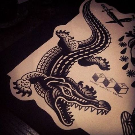 Traditional Tattoo Animals, Berg Tattoo, Alligator Tattoo, Crocodile Tattoo, Traditional Black Tattoo, American Traditional Tattoos, Traditional Tattoo Inspiration, Finger Tats, Panther Tattoo