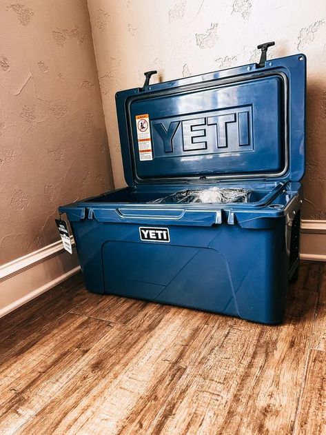 Home Must Haves, Yeti Tundra, Summer Coolers, Yeti Cooler, Yeti Coolers, Lake Day, Family Tent Camping, Family Tent, Beach Camping