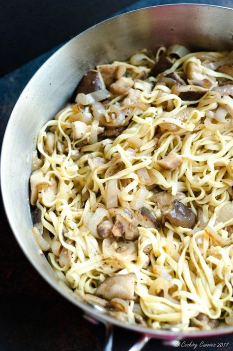 White Wine Pasta Recipes, Mushroom White Wine Sauce, Wine Pasta Sauce, Wine Butter Sauce, White Wine Butter Sauce, Pasta Creamy, Linguine Recipes, Wine Butter, White Sauce Pasta