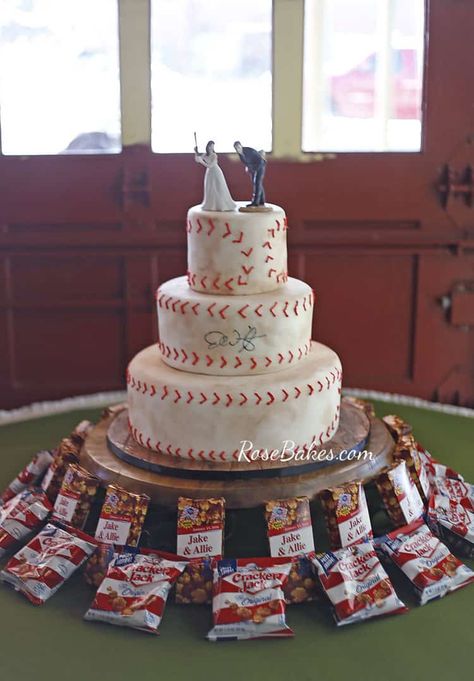 This Baseball Groom's Cake has a couple of unique features that make it really special - click over to Rose Bakes to see! #baseball #cake #groomscake #groom Baseball Grooms Cake, Baseball Wedding Cakes, Rehearsal Dinner Cake, Grooms Cake Tables, Cake Table Ideas, Grooms Table, Sports Themed Wedding, Baseball Ideas, Baseball Cake