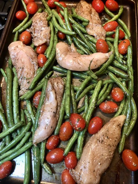 Sheet Pan Green Beans And Chicken, Chicken And Green Bean Sheet Pan Dinner, Basalmic Chicken Sheet Pan Dinner, Chicken Green Bean Tomato Sheet Pan, Baked Chicken And Green Bean Recipes, Pesto Chicken Green Beans And Tomatoes, One Pan Chicken And Green Beans, Keto Chicken And Green Bean Recipes, Balsamic Sheet Pan Chicken And Veggies