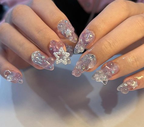 Korean Clear Nails, Clear Nails With Gems, Square Nails With Gems, Xg Nails, Icy Nails, Pale Nails, K Pop Nails, Hello Nails, Hippie Nails