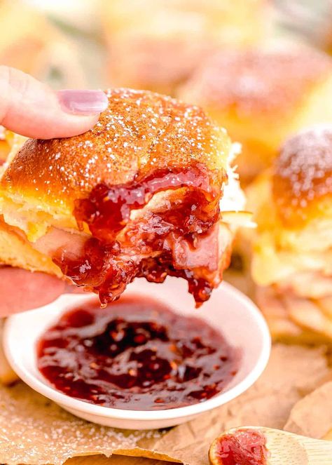 Monte Cristo Sliders | Table for Two® by Julie Chiou Monte Cristo Sliders, Sliders Recipes Hawaiian Rolls, Easy Slider Recipes, Cooking Thanksgiving Dinner, Ham And Swiss, Monte Cristo Sandwich, Southern Thanksgiving Menu, Thanksgiving Menu Ideas Side Dishes, Turkey Ham