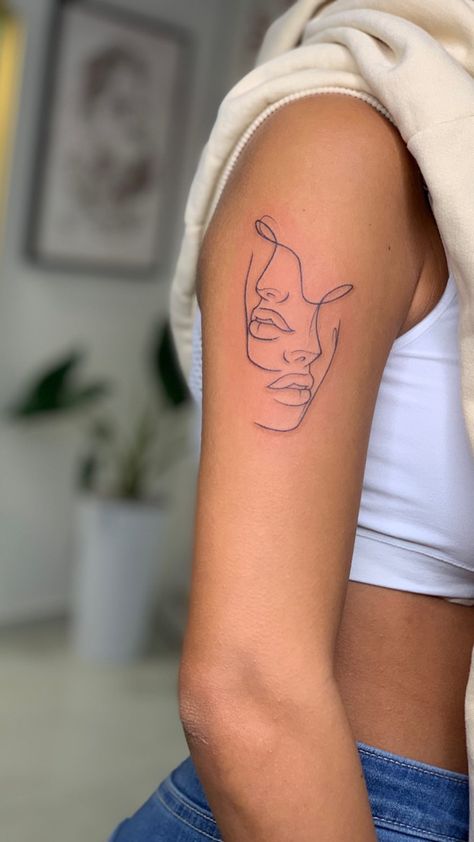 Women Faces Tattoos, Face Outline Tattoos For Women, Face Tattoos For Women On Arm, Fine Line Body Tattoo, Female Line Art Tattoo, Face Fine Line Tattoo, Fineline Face Tattoo, Tattoos Of Women Faces, One Line Tattoo Face