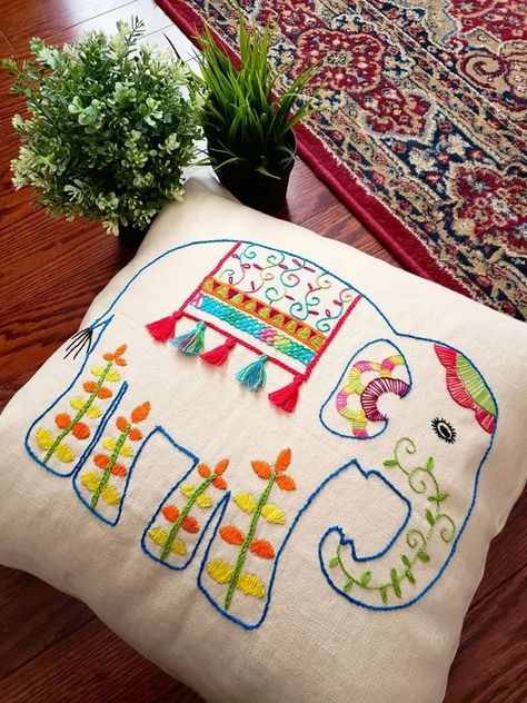 , #embroidery #handmade #fashion #embroideryart #embroiderydesign #handembroidery #art Pillow Sewing, Cushion Embroidery, Elephant Pillow, Pillow Embroidery, Textile Art Embroidery, Diy Embroidery Designs, Simple Embroidery Designs, Bantal Sofa, Cushion Cover Designs