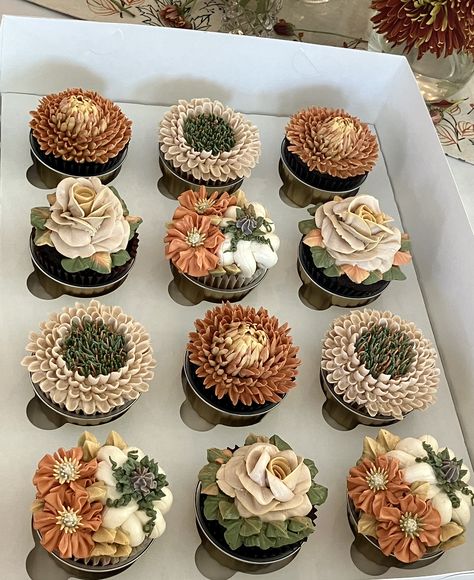 Fall Birthday Cupcakes, Fall Cupcakes Wedding, Fall Birthday Cupcakes For Women, Wedding Cupcakes Fall, Earthy Cupcakes, Terracotta Cupcakes, Fall Themed Wedding Cupcakes, Fall Color Cupcakes, Fall Gourmet Cupcakes