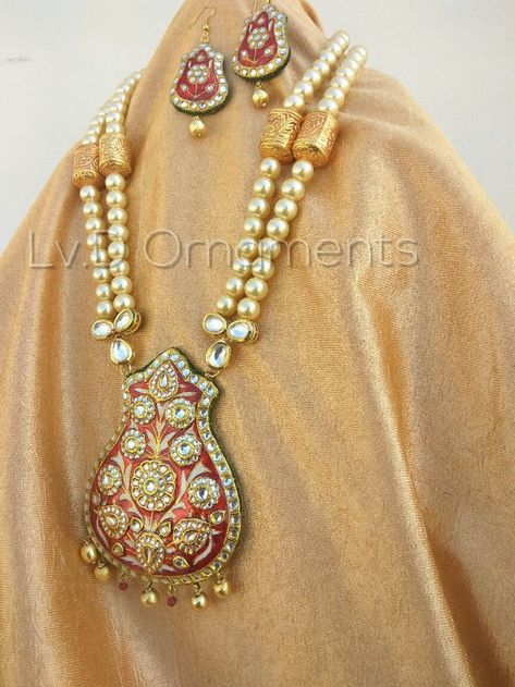 Kundan Meena Jewellery, Meenakari Jewellery, Meenakari Earrings, Diamond Pendant Jewelry, Delicate Gold Jewelry, Rani Haar, Bridal Jewelry Vintage, Antique Bridal Jewelry, Antique Jewelry Indian