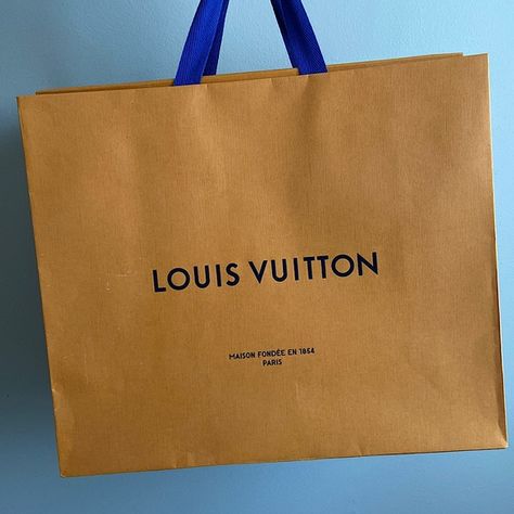 Authentic LOUIS VUITTON paper bag. Louis Vuitton Paper Bag, Authentic Louis Vuitton, Paper Shopping Bag, Paper Bag, Louis Vuitton, Paris, Gold, Fashion Tips, Clothes Design