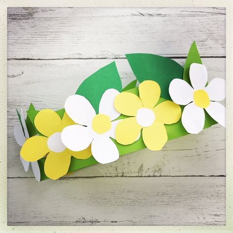 Spring Flower Crown Craft for Kids Diy Flower Crown Headband, Diy Floral Crown, Paper Flower Crown, Crown Kids, Daisy Flower Crown, Flower Headband Diy, Fairy Tea Parties, Diy Flower Crown, Crown For Kids