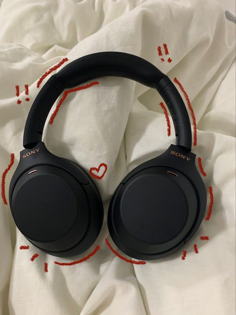 Sony Wh 1000 Xm4 Aesthetic, Sony Wh 1000 Xm4, Sony Headphones Aesthetic, Headphone Decoration, Sony Headphones, Cute Headphones, Headphone With Mic, Active Noise Cancellation, Birthday Wishlist