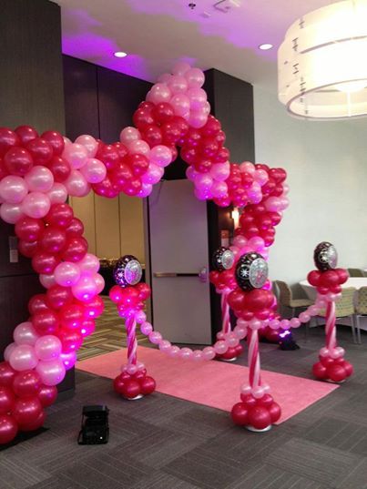 Stage or Entrance Star Shape Balloon Arch with stanchions Stage Decor Balloons, Star Balloon Arch, Balloon Arch Walkway Entrance, Ballon Dor Red Carpet, Prom Balloon Arch Entrance, Balloon Arch Entrance, Entry Gate Balloon Decoration, Balloon Decorations Entry Gate, American Girl Birthday Party